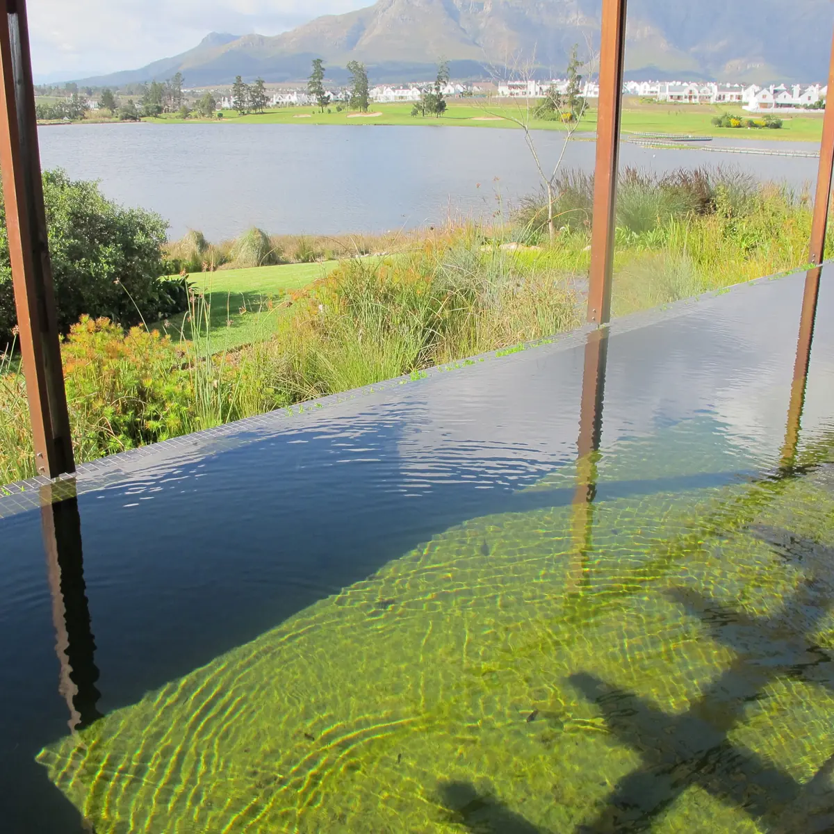 Infinity edge EcoPool at De Zalze